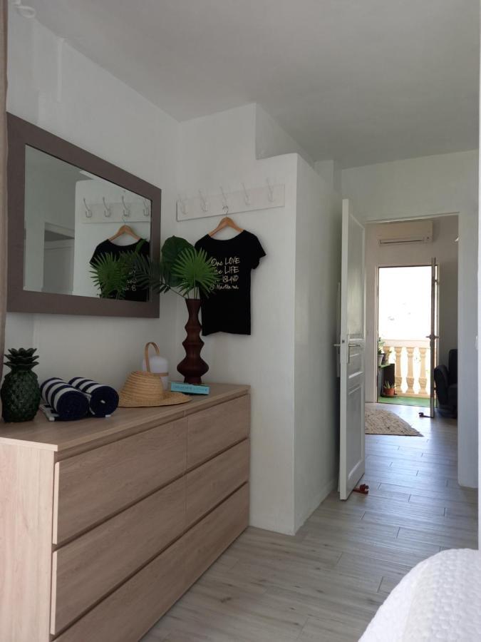 Carambola Residence, Ocean View Cul de Sac ภายนอก รูปภาพ